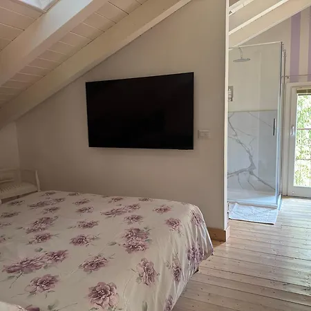 Le Vetrate Sul Amazing View Holiday home Nesso
